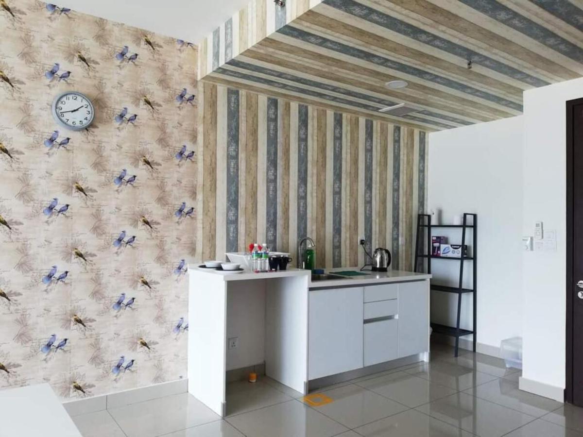 Peanut Butter Homestay - Trefoil Setia Alam Shah Alam Bagian luar foto