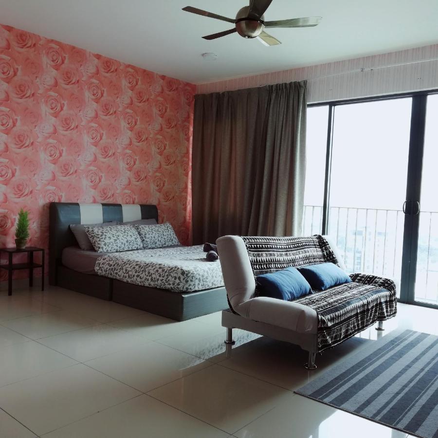 Peanut Butter Homestay - Trefoil Setia Alam Shah Alam Bagian luar foto